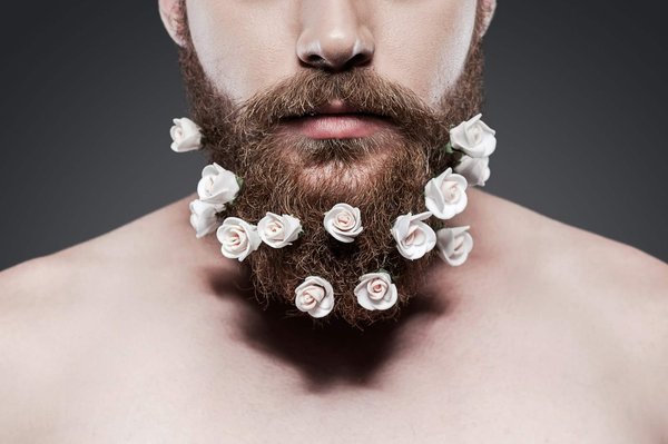 Conseils beauté pour homme : comment choisir les produits adaptés pour prendre soin d'une barbe ?
